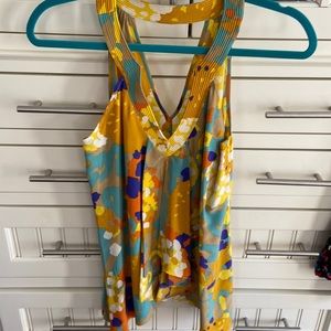 Awesome summer top - so cute with white skinny jeans